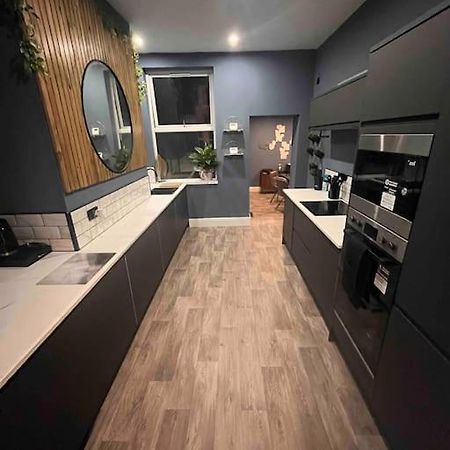 Modern 5 Bedroom Terraced Luxurious House Colwyn Bay Eksteriør billede